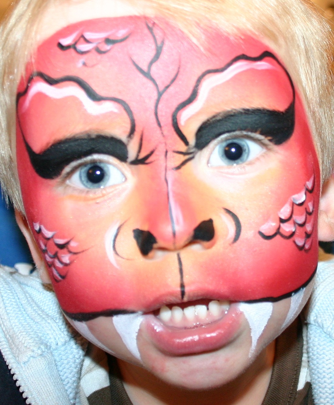 Face painting by Jolly Good Productions