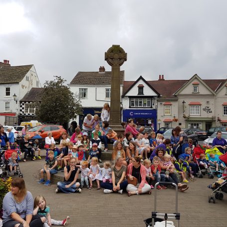 Crowd waiting to see Punch and Judy